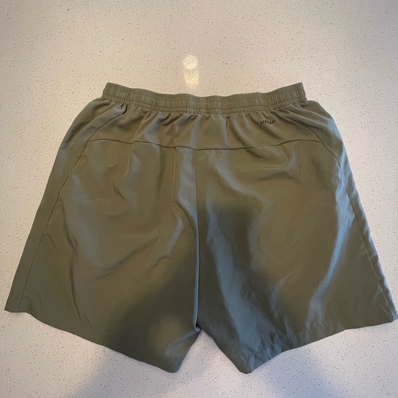 Men’s Adidas Own The Run Shorts - Picture 2 of 3
